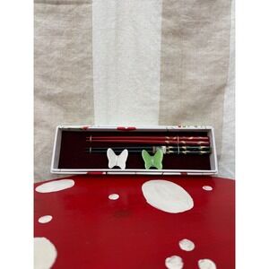 Yunhong Crafts Gift Box 2 Sets of Chopsticks with Butterfly Charms Box NWT